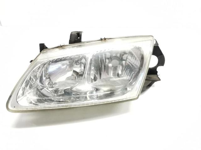 Reflektor lewy 26060BN011 NISSAN