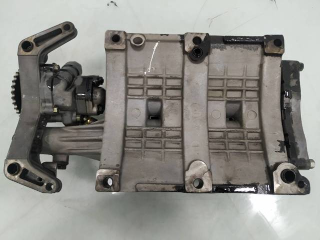 Pompa oleju KIA Carnival 2 GQ