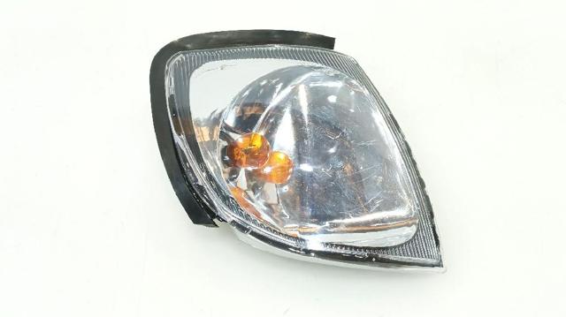 Kierunkowskaz prawy 261300X001 NISSAN