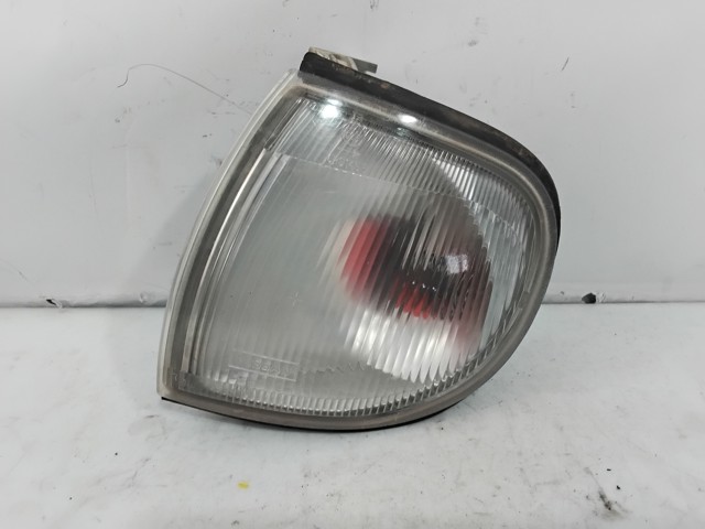 Kierunkowskaz lewy Nissan Vanette C23