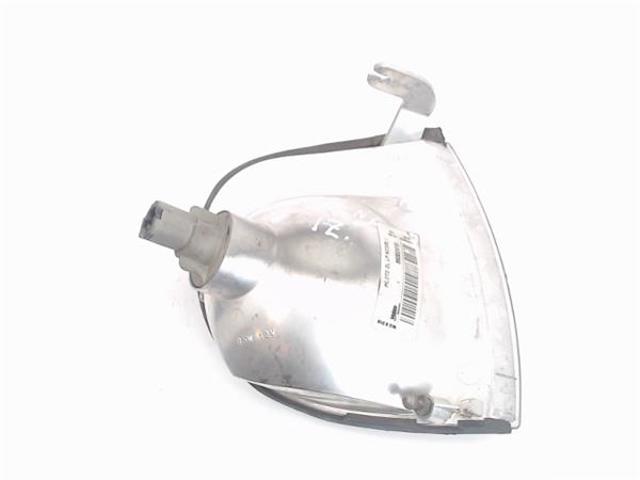 Kierunkowskaz lewy Nissan Vanette C23