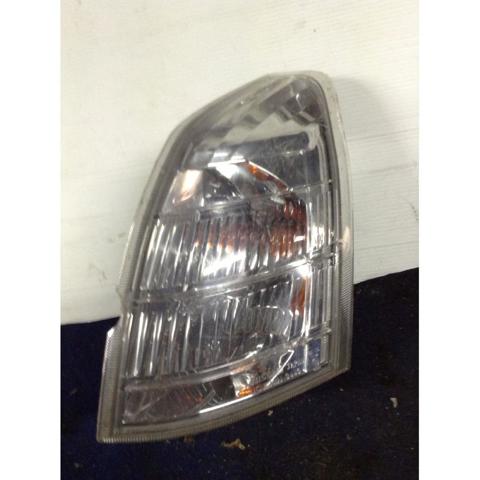 Kierunkowskaz lewy 261358H700 NISSAN