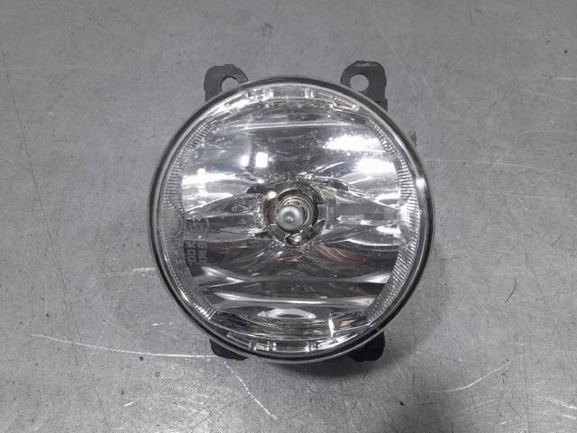 Lampa przeciwmgielna lewa/prawa 261500097R RENAULT