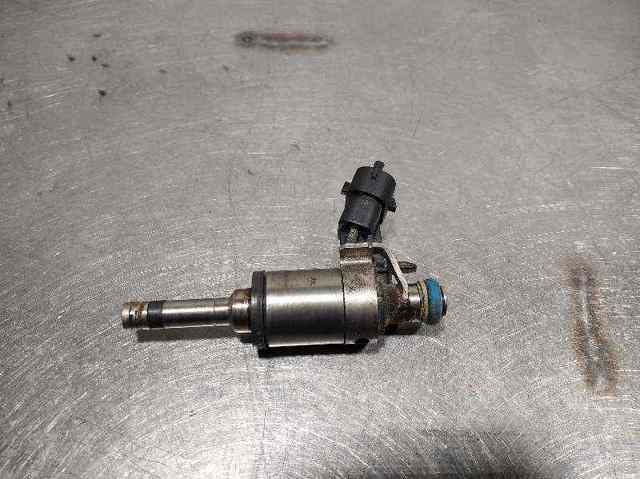 Wtryskiwacz paliwa Hyundai Ix35 LM