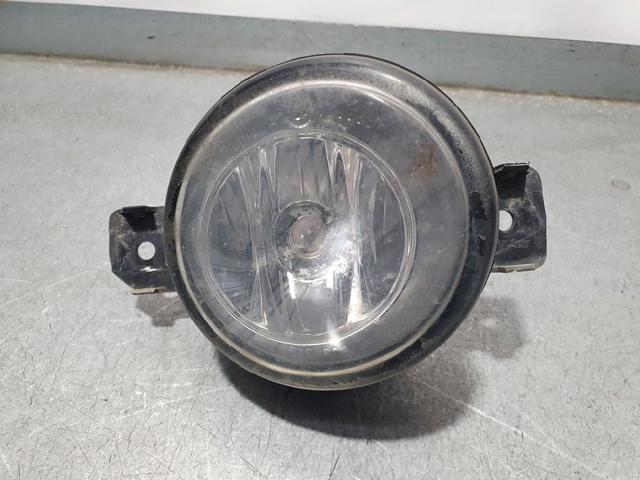 Lampa przeciwmgielna prawa 2615089905 NISSAN