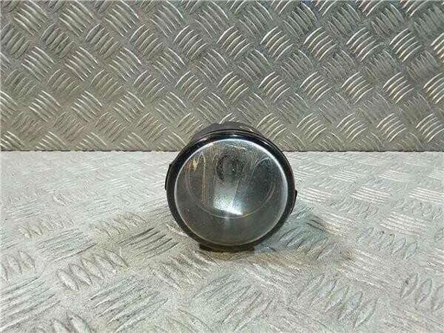 Lampa przeciwmgielna lewa/prawa 2615089906 NISSAN