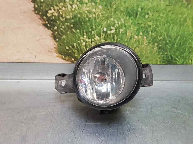 Lampa przeciwmgielna prawa 261508990A NISSAN