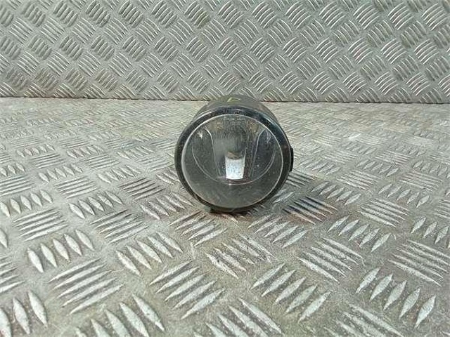 Lampa przeciwmgielna lewa/prawa 261508992B NISSAN