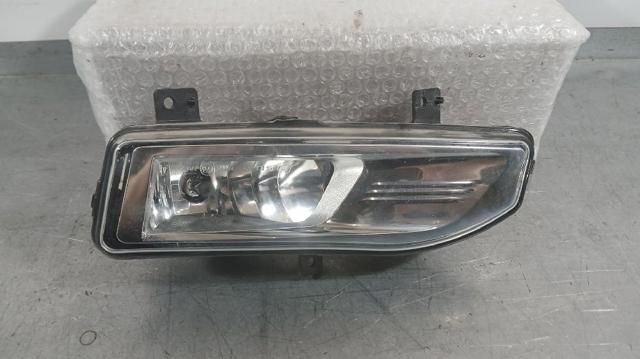 Lampa przeciwmgielna prawa 261508995A NISSAN
