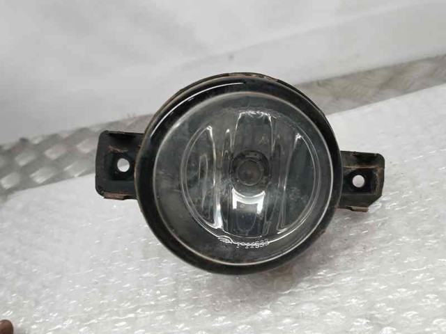 Lampa przeciwmgielna lewa 261558990A NISSAN