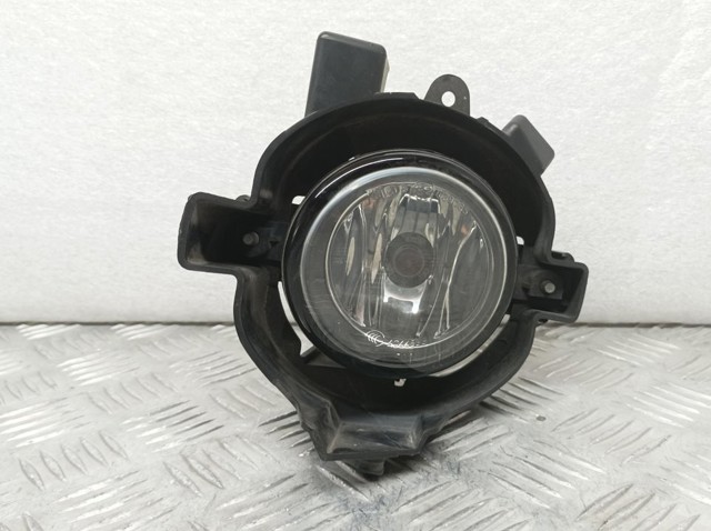 Lampa przeciwmgielna lewa 261558990A NISSAN