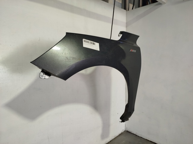 Błotnik przedni lewy Ford Focus 4 HP