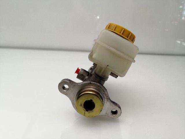 Główny cylinder hamulców Subaru Forester 1 S10, SF