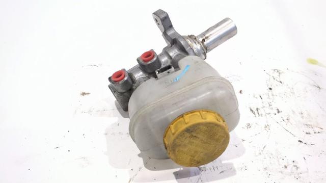Główny cylinder hamulców Subaru Outback 4 B14, BR