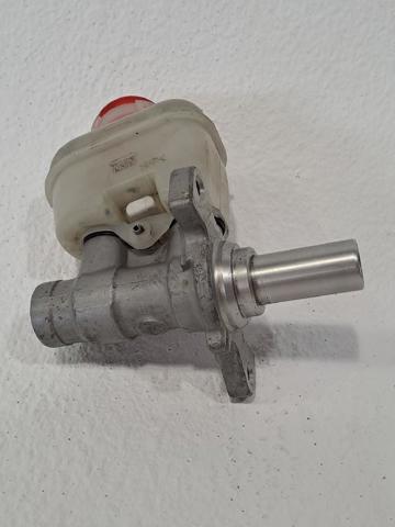 Główny cylinder hamulców Subaru Outback 4 B14, BR