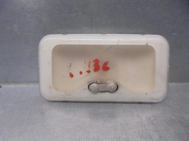 Lampka oświetlenia kabiny tylna 264306877R OPEL