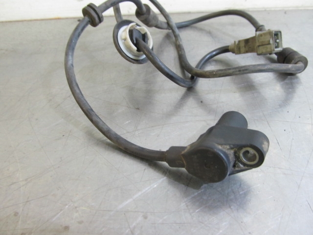 Czujnik ABS przedni 265006205 PEUGEOT