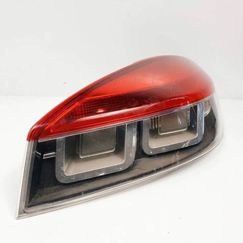 Lampa zespolona tylna prawa 265500008R RENAULT