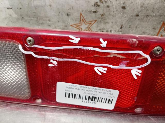 Lampa zespolona zderzaka tylnego prawa 265500F000 NISSAN