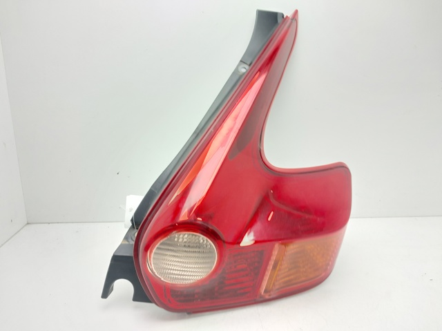 Lampa zespolona tylna prawa 265501KA0A NISSAN
