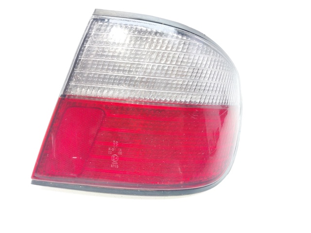 Lampa zespolona tylna prawa zewnętrzna 265502F725 Nissan/Infiniti