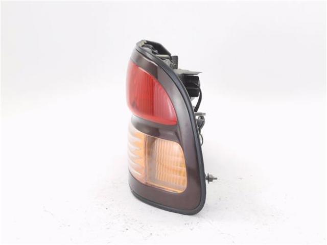 Lampa zespolona tylna prawa Nissan Maxima A32