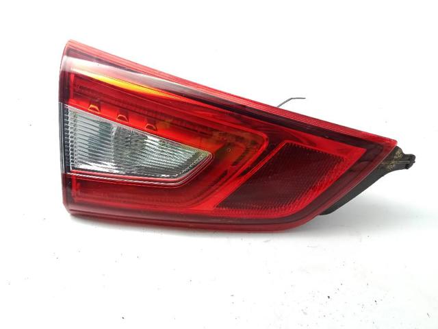 Lampa zespolona tylna prawa wewnętrzna 265504EA6E NISSAN