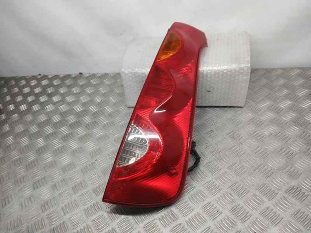 Lampa zespolona tylna prawa 265509U000 NISSAN