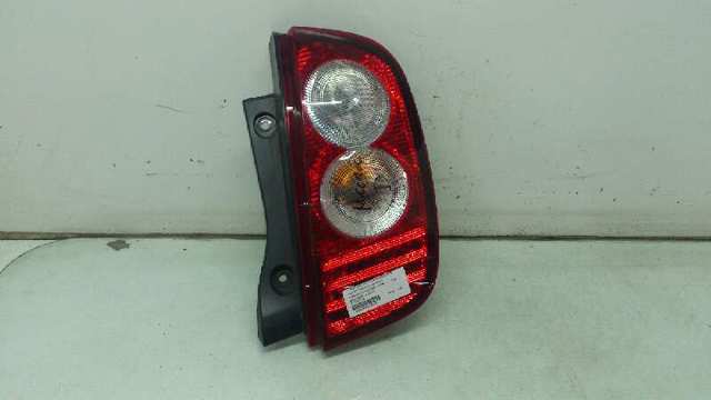 Lampa zespolona tylna prawa 26550AX720 NISSAN
