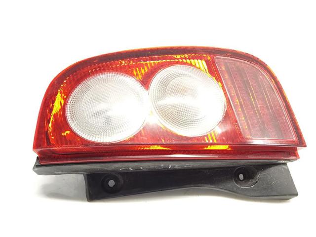 Lampa zespolona tylna prawa 26550AX720 NISSAN