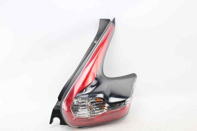 Lampa zespolona tylna prawa 26550BV80A NISSAN