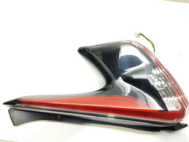 Lampa zespolona tylna prawa 26550BV80A NISSAN