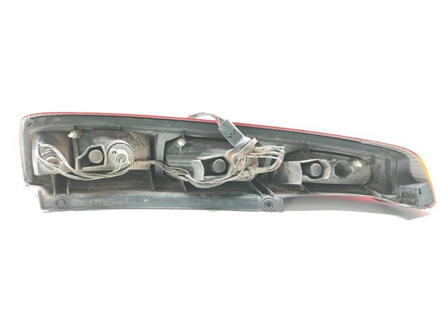 Lampa zespolona tylna prawa 26550EQ00B NISSAN