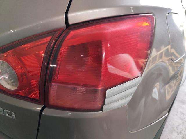 Lampa zespolona tylna prawa zewnętrzna 26550EY00A NISSAN