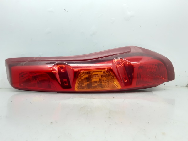 Lampa zespolona tylna prawa 26550JG00B NISSAN