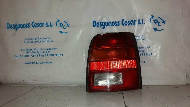 Lampa zespolona tylna prawa 265545F301 NISSAN