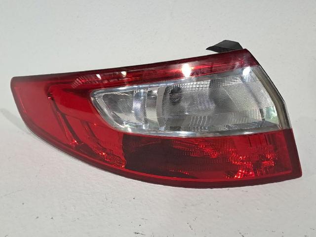 Lampa zespolona tylna lewa zewnętrzna 265552802R RENAULT