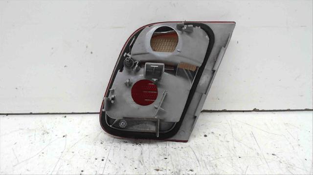 Lampa zespolona tylna lewa 265553S225 NISSAN