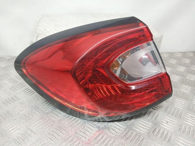 Lampa zespolona tylna lewa zewnętrzna 265557367R RENAULT