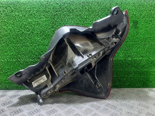 Lampa zespolona tylna lewa 265558016R RENAULT
