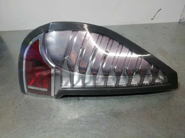 Lampa zespolona tylna lewa zewnętrzna 265558940R RENAULT