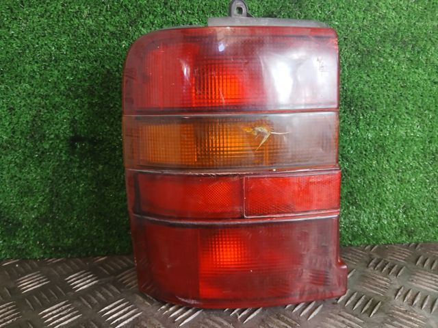 Kupić Lampa zespolona tylna lewa Nissan Serena  C23 w dobrej cenie