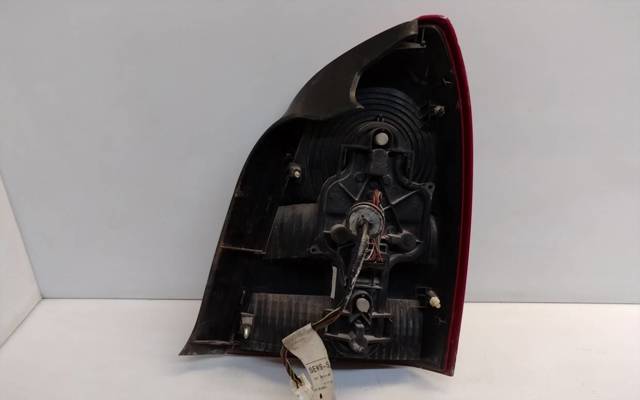 Kupić Lampa zespolona tylna lewa Nissan Primera  P12 w dobrej cenie