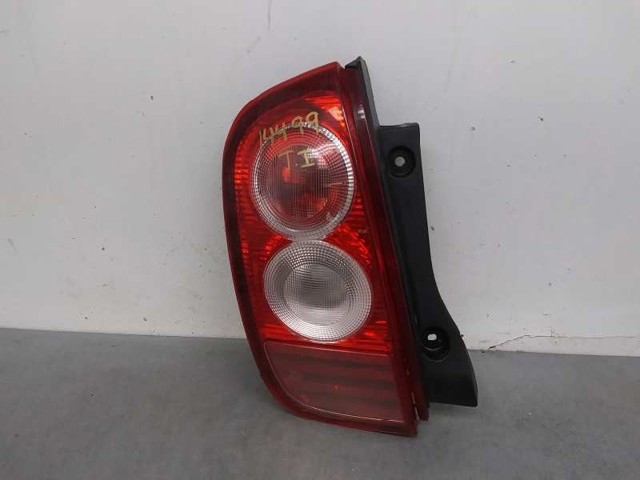 Lampa zespolona tylna lewa 26555AX710 NISSAN