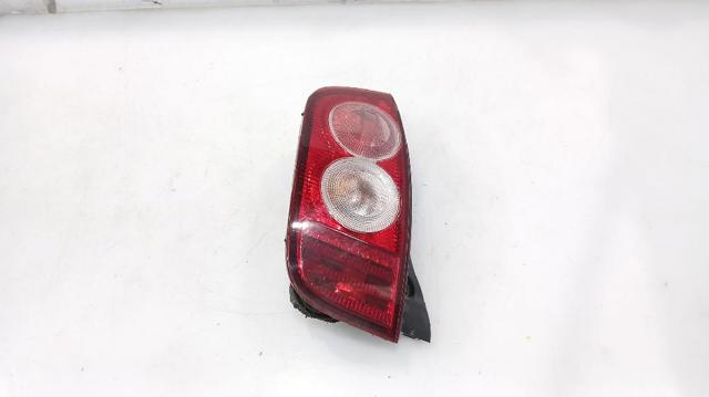 Lampa zespolona tylna lewa 26555AX720 NISSAN