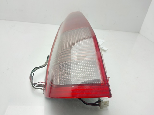 Lampa zespolona tylna lewa 26555EQ00B NISSAN