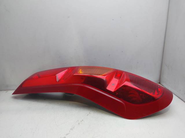 Lampa zespolona tylna lewa 26555JG00B NISSAN