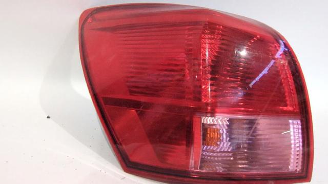Lampa zespolona tylna lewa zewnętrzna 26559JD00A NISSAN