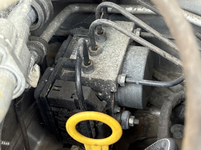 Sterownik ABS  hydrauliczny 265800584 RENAULT