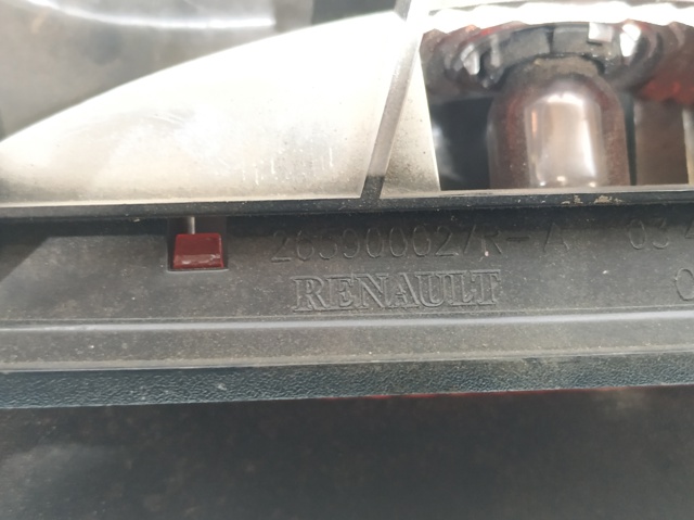 Lampa stop tylna dodatkowa Dacia Duster HS